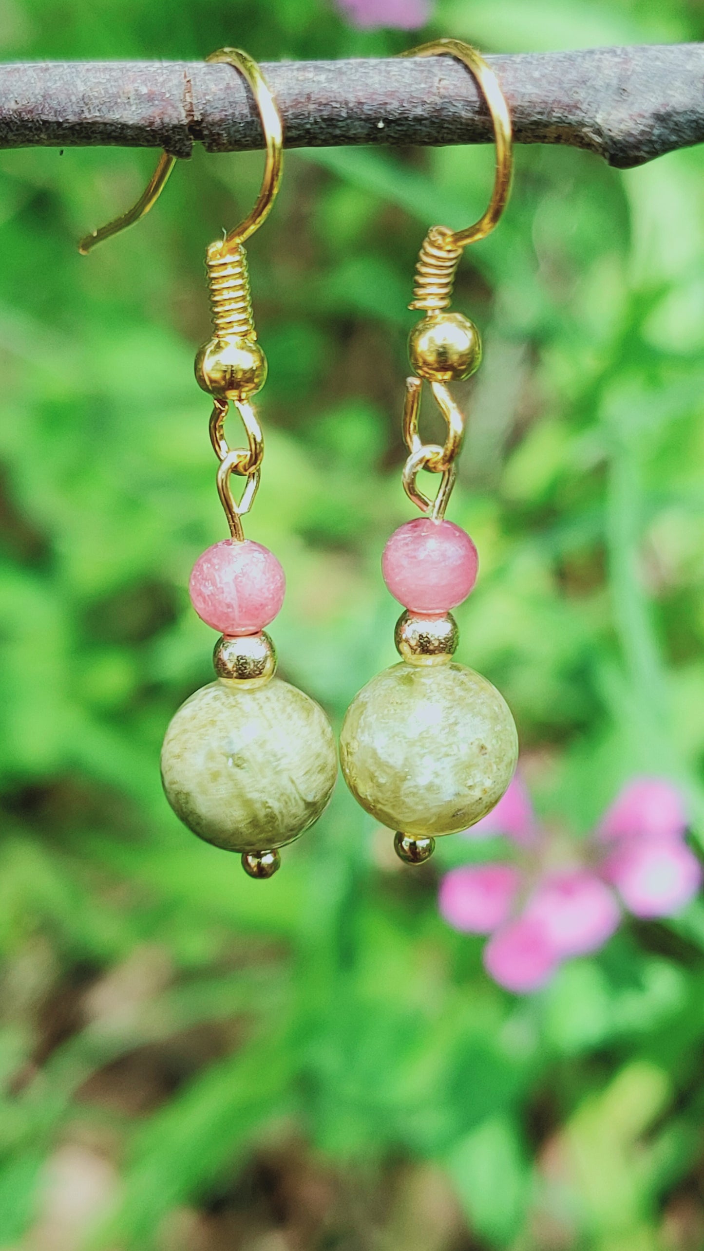 Boucles d'oreille en Grenat vert et Tourmaline rose