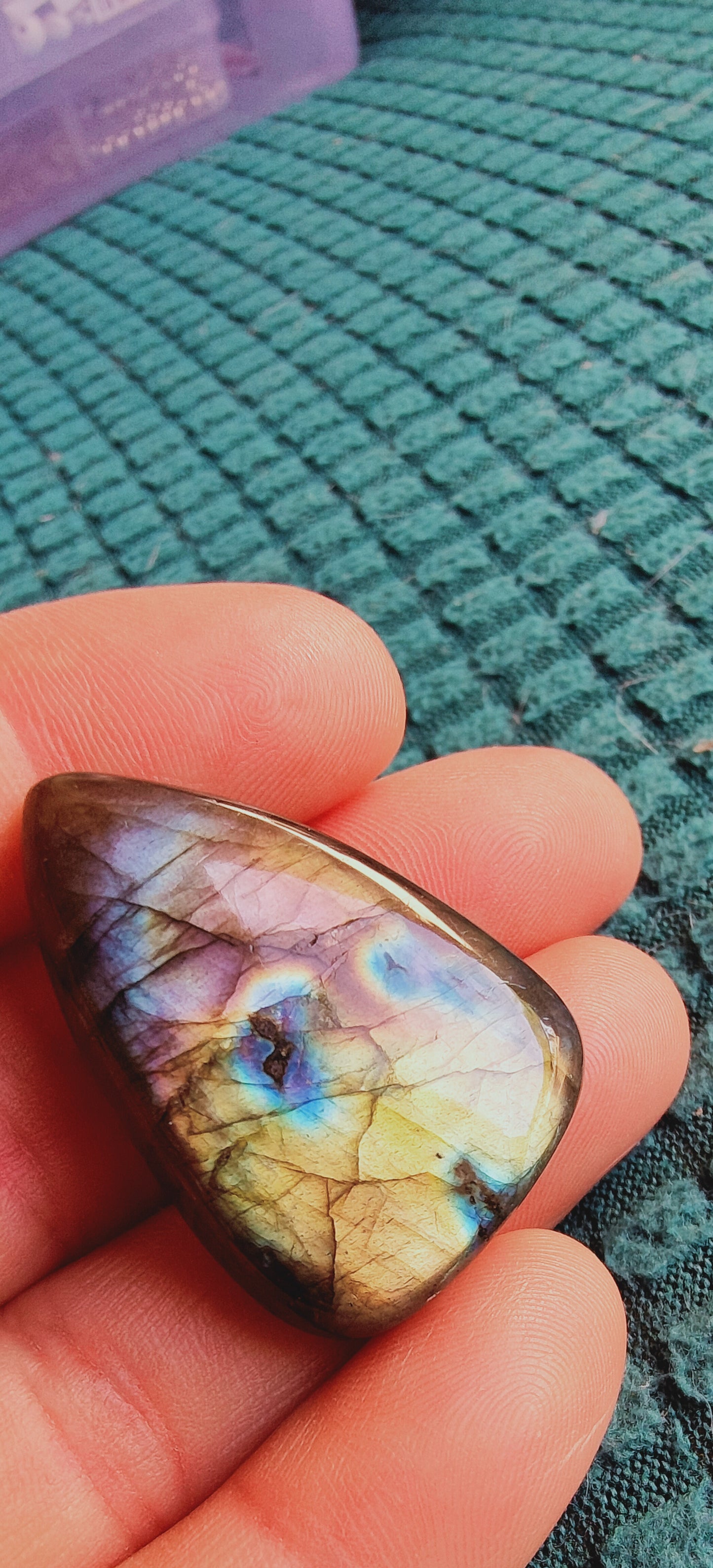 1 cabochon en Labradorite pour la création