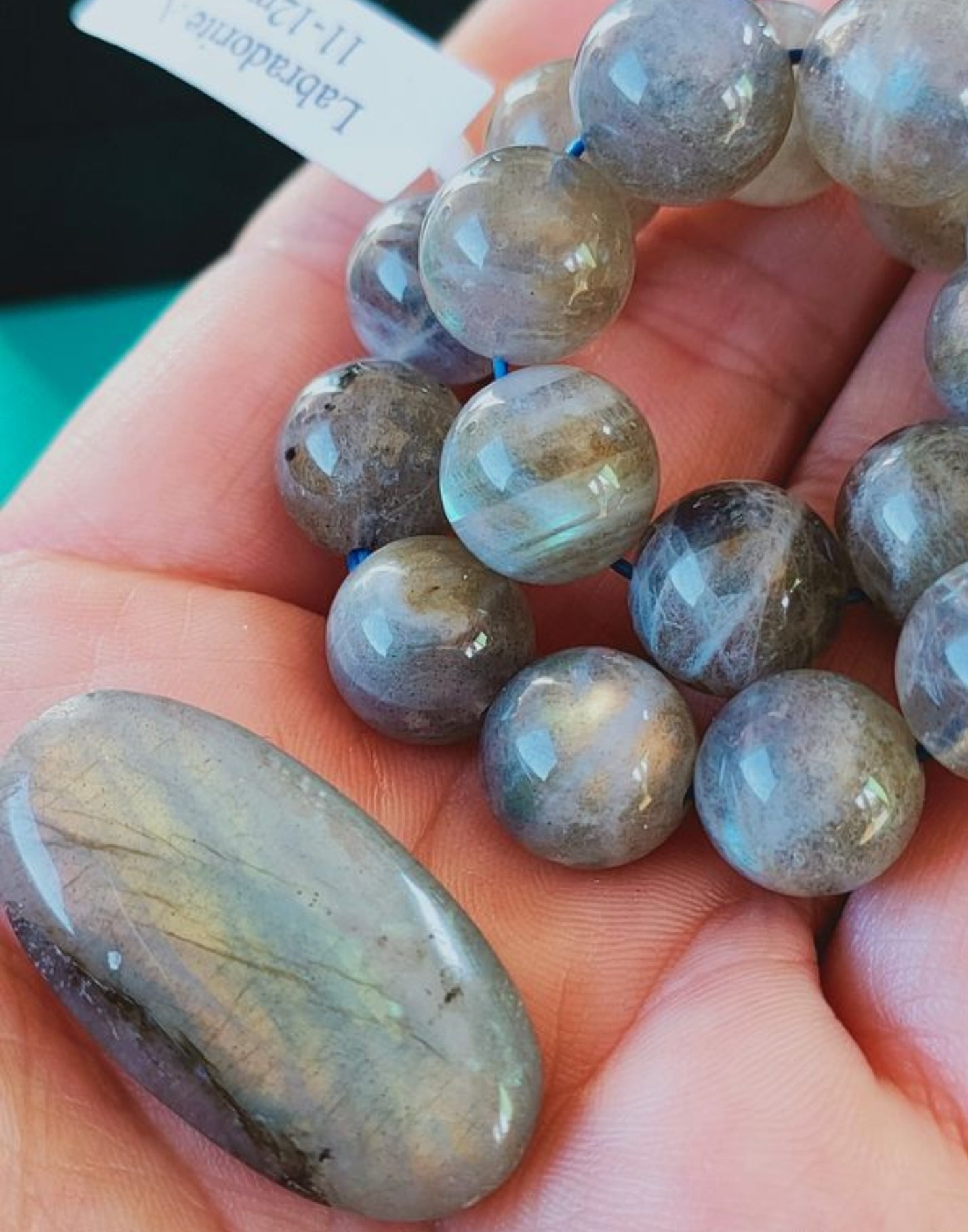 1 bracelet en Labradorite et son galet