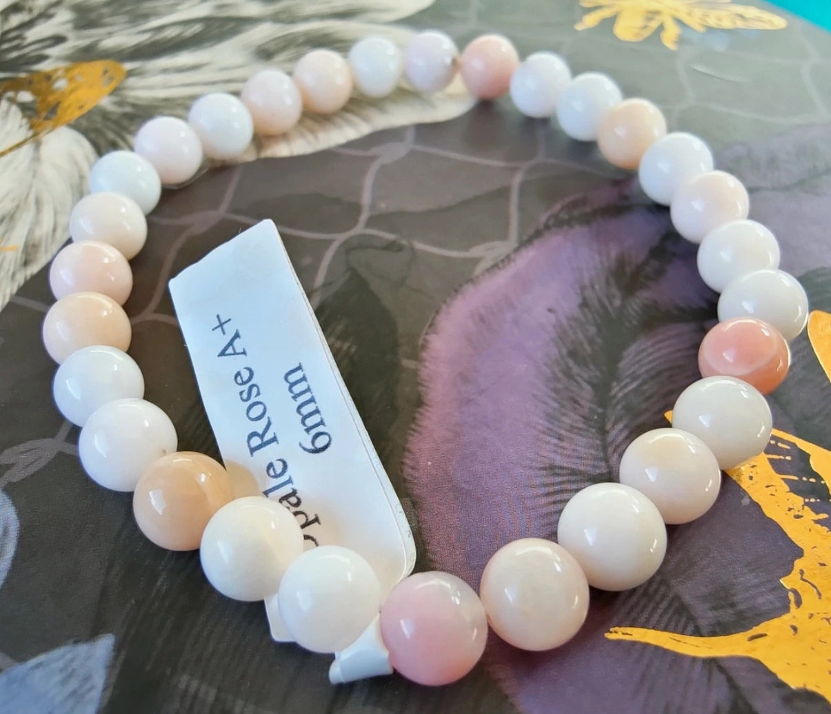Bracelet en Opale rose - perles de 6 mm - Qualité A+