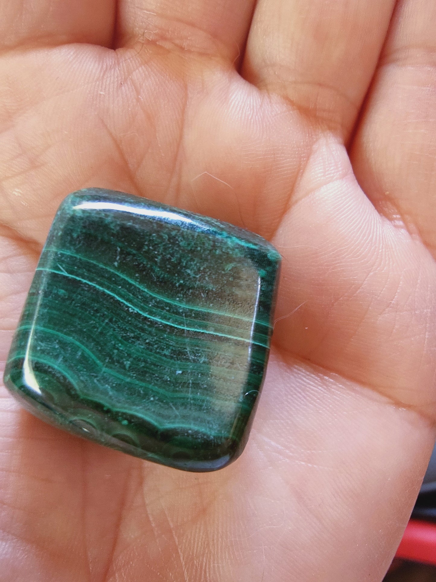Malachite du Congo - Pierre roulée - Qualité AA - Environ 30 mm (1 angle râpé)