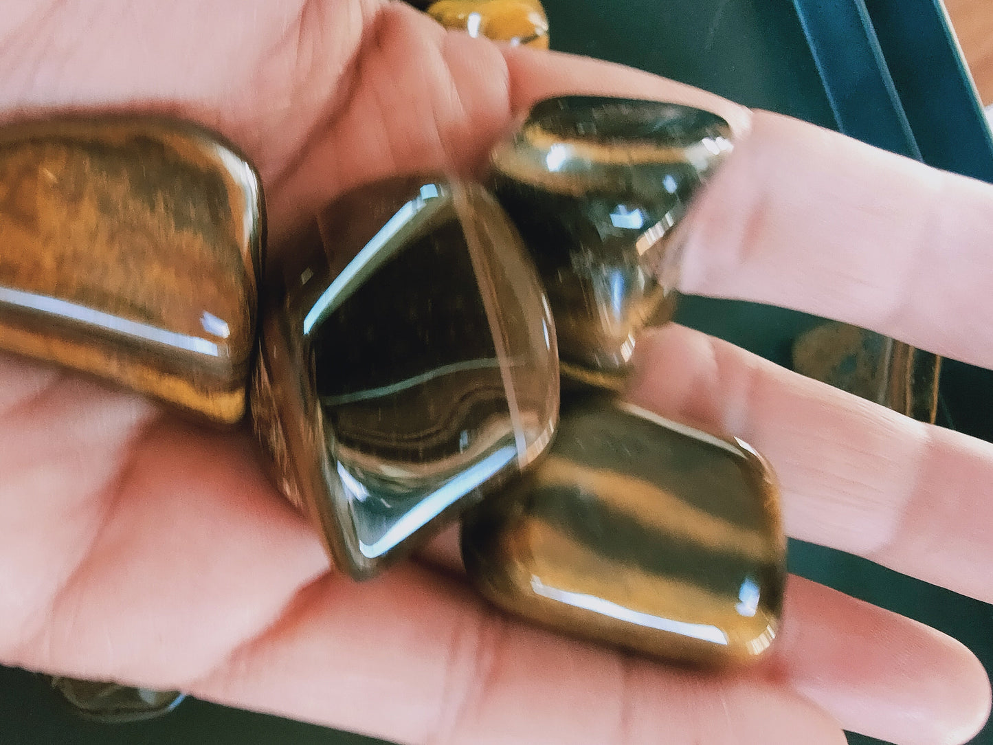 Oeil de tigre Afrique du sud - Pierre roulée - Qualité A - Entre 30 à 40 mm