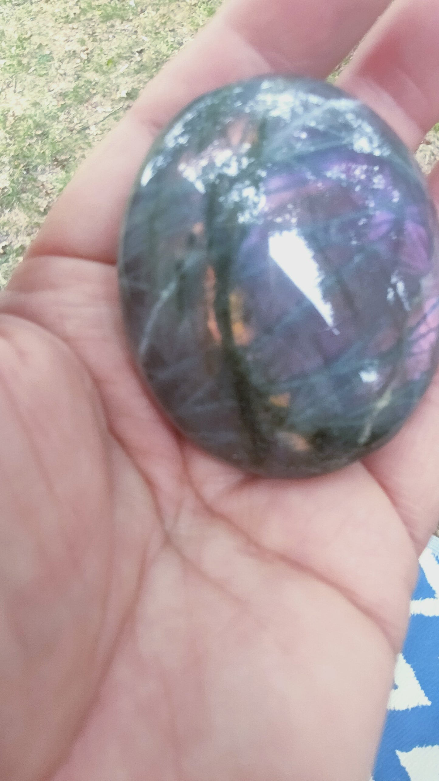 Labradorite violette et orange - Galet - très belle qualité