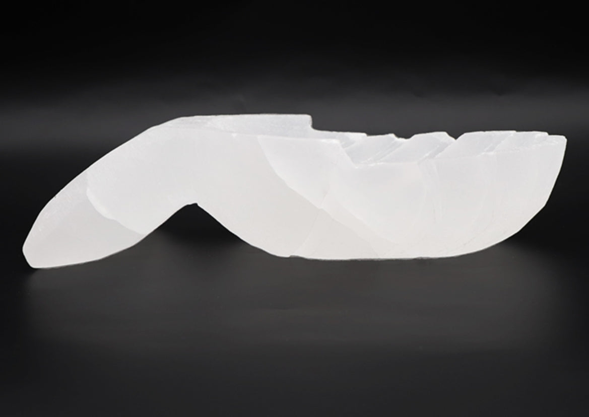 Coquille en Selenite pour purifier ses pierres ou déco