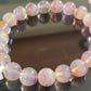 Un bracelet en fluorite violette rainbow AA
