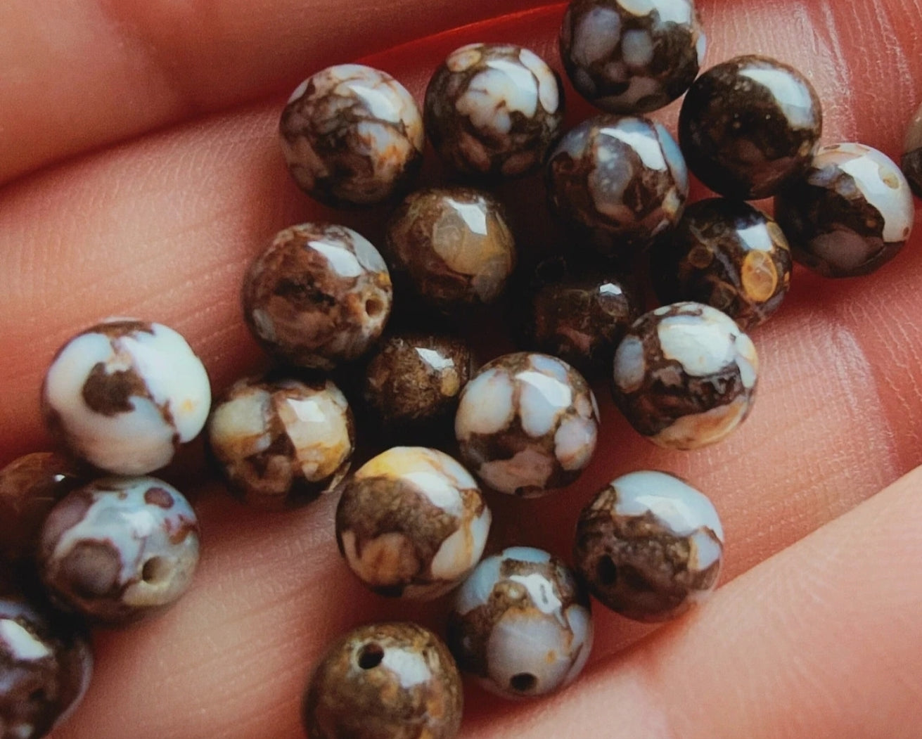 Perle en Opale brune 6 mm - à l'unité