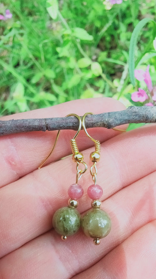 Boucles d'oreille en Grenat vert et Tourmaline rose
