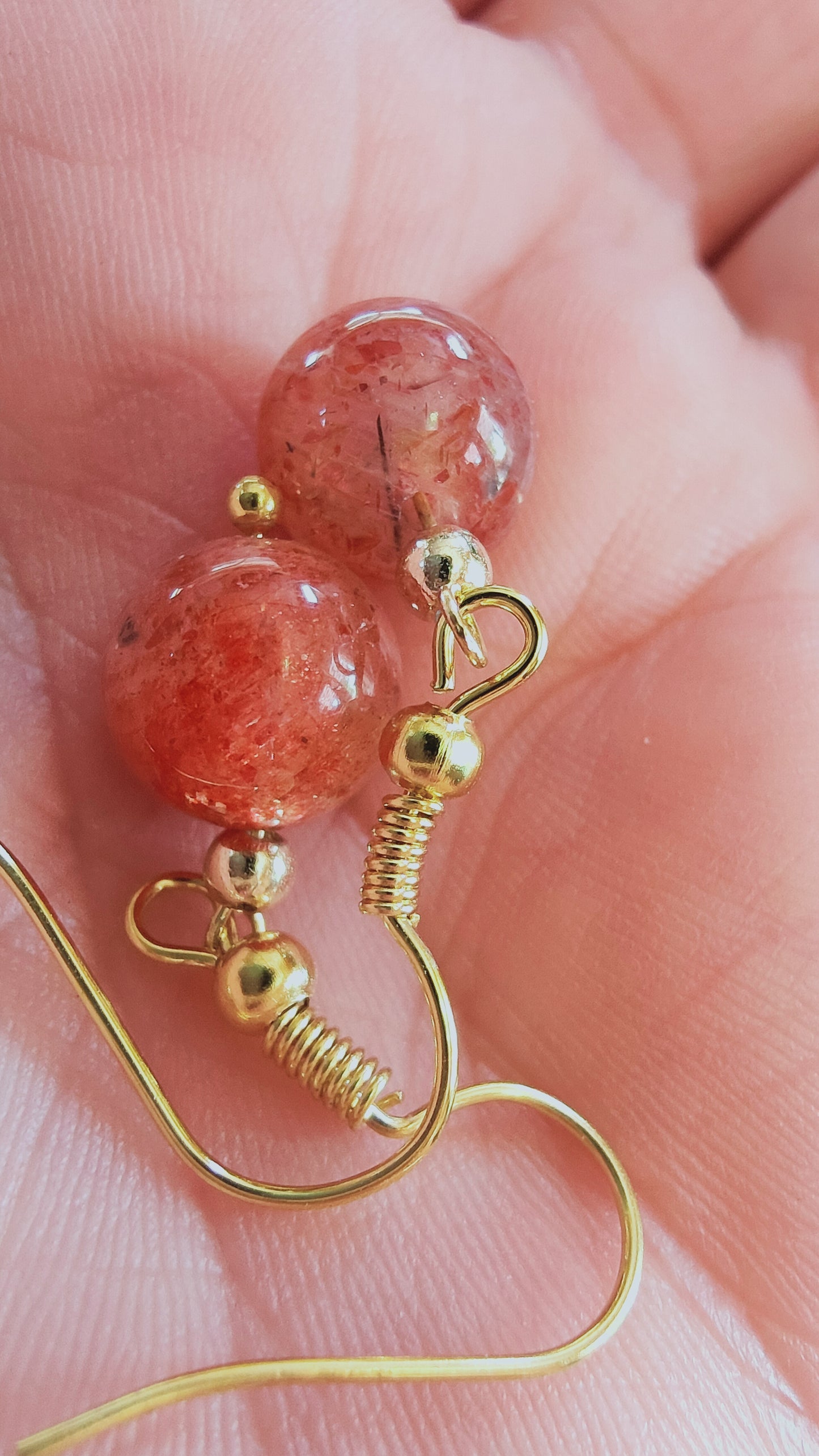 Qualité COLLECTION : Boucles  d'oreille en pierre de soleil au choix