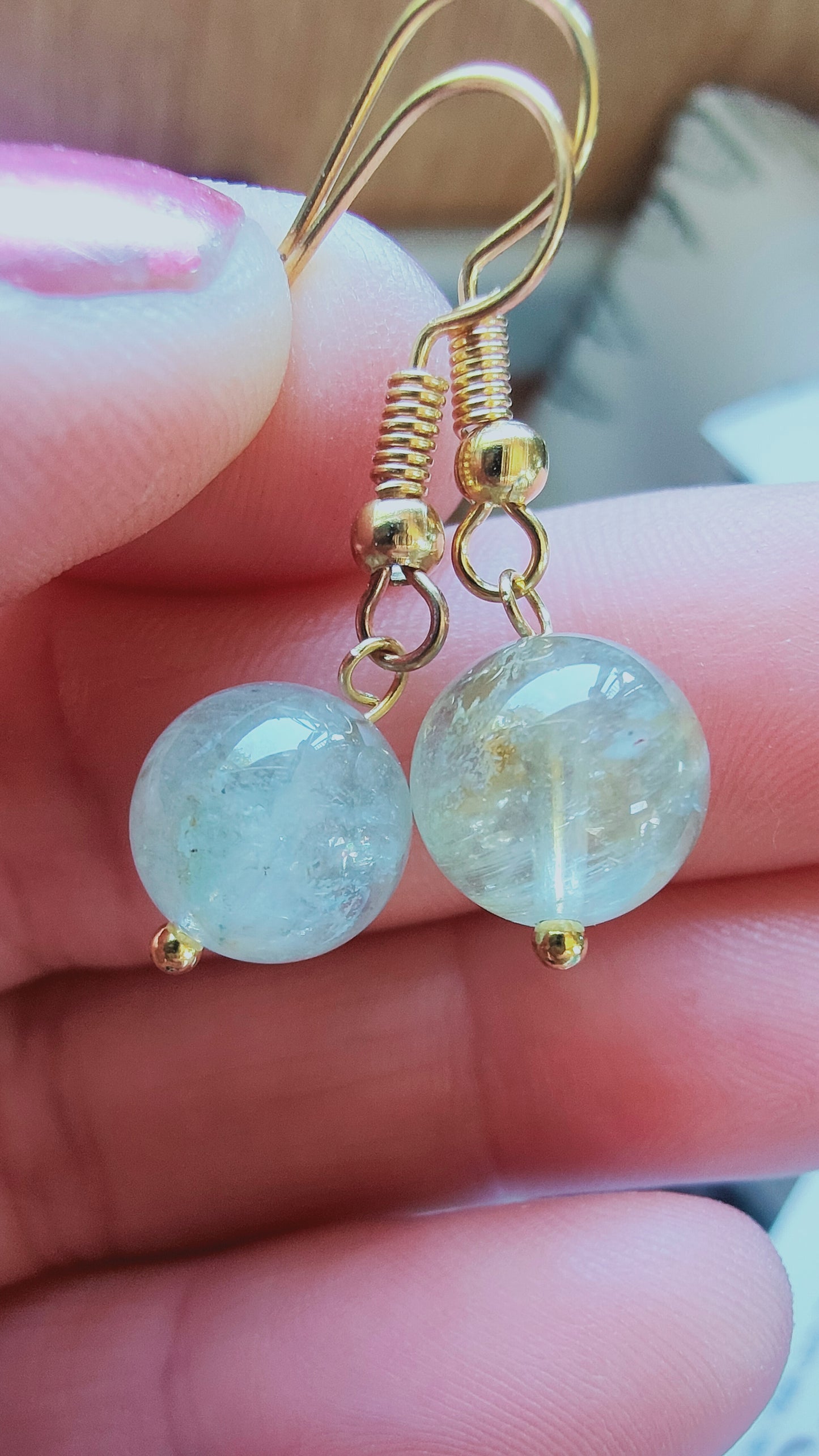 Qualité COLLECTION : Boucles  d'oreille en pierre de soleil au choix