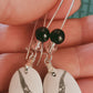 Boucles d'oreille en Howlite, cristal de roche et Spinelle
