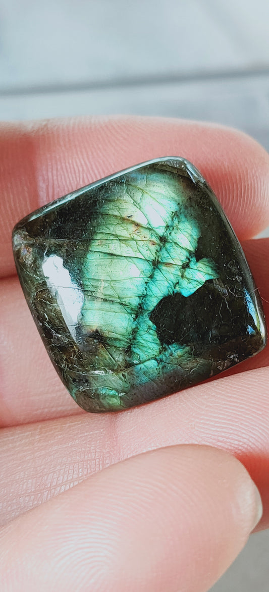 1 cabochon en Labradorite pour la création