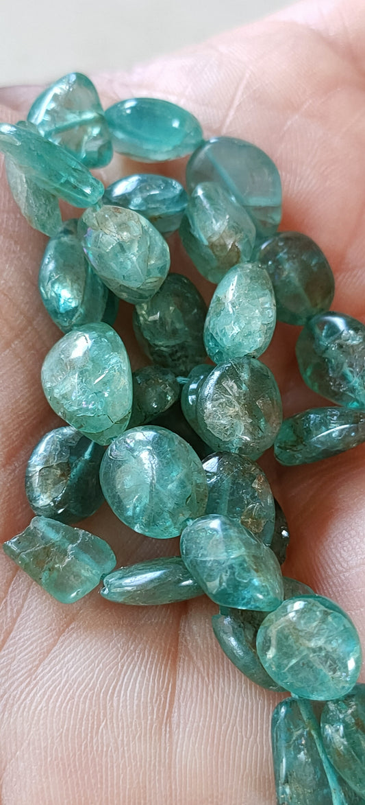 Perle Olive en Apatite verte 10 mm - à l'unité