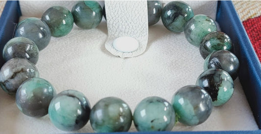 1 bracelet en Émeraude grade A