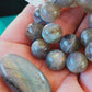 1 bracelet en Labradorite et son galet