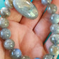 1 bracelet en Labradorite et son galet