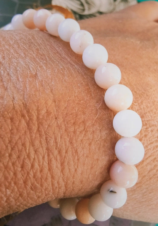 Bracelet en Opale rose - perles de 6 mm - Qualité A+