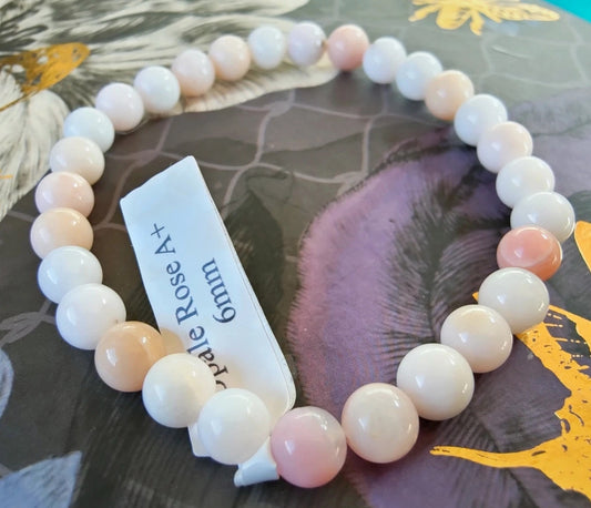 Bracelet en Opale rose - perles de 6 mm - Qualité A+