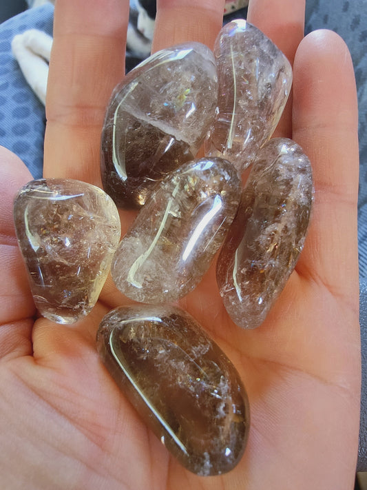 Cristal de roche ou quartz fumé US - Pierre roulée - Qualité A - Entre 30 à 40 mm