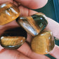 Oeil de tigre Afrique du sud - Pierre roulée - Qualité A - Entre 30 à 40 mm