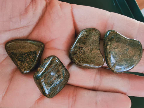 Bronzite - Pierre roulée - Qualité A - Taille au choix