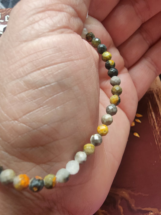 Bracelet en Jaspe Bumblebee  - perles facettées de 4 mm - qualité 💎💎💎💎💎💎💎
