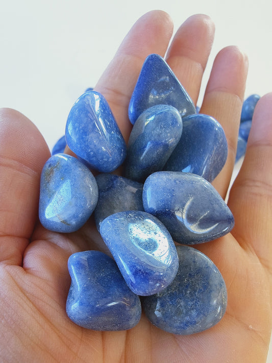 Quartz bleu - Pierre roulée - Taille au choix